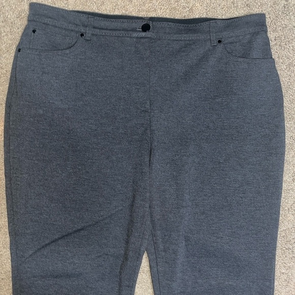 Chico’s Peyton So Slimming Stretch Pants Gray 2.5 / 14 Short - Picture 4 of 9